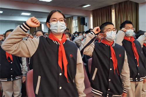 11重温入队誓词_副本.jpg 11重温入队誓词_副本.jpg